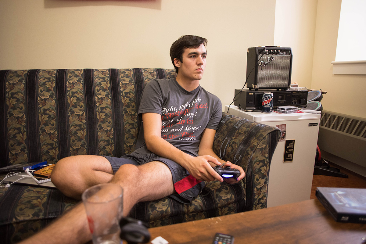 Honors Lounge Gaming